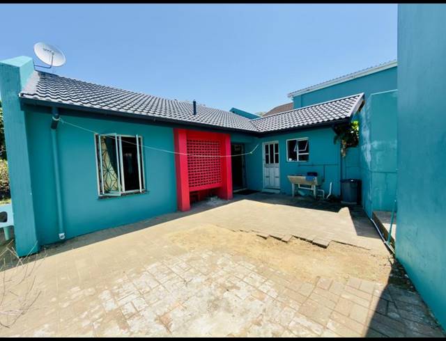 3 BEDROOM HOUSE FOR SALE IN NEWLANDS WEST
